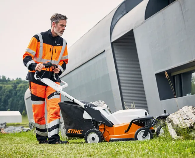 Stihl RMA 765V Pro Series Walk-behind Mower