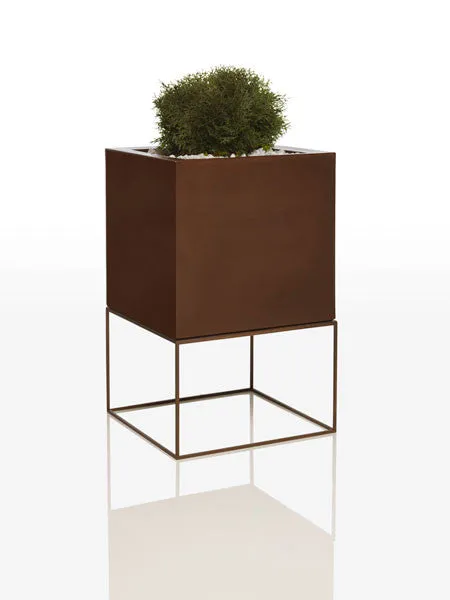 VONDOM VELA CUBE PLANTERS