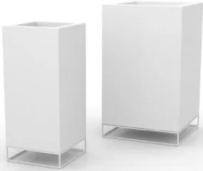 VONDOM VELA HIGH CUBE PLANTERS